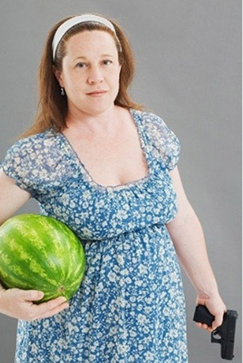 Illustration for article titled These Pregnancy Photos Are So Awkward They'll Make Your Water Break